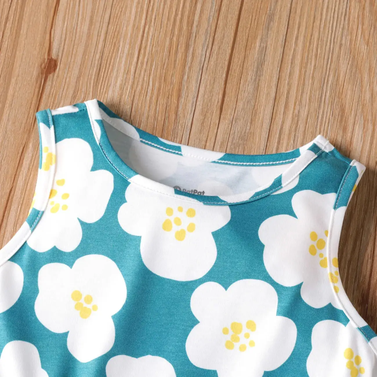  Splice Square Neck Mesh Long-sleeve Dress share icon