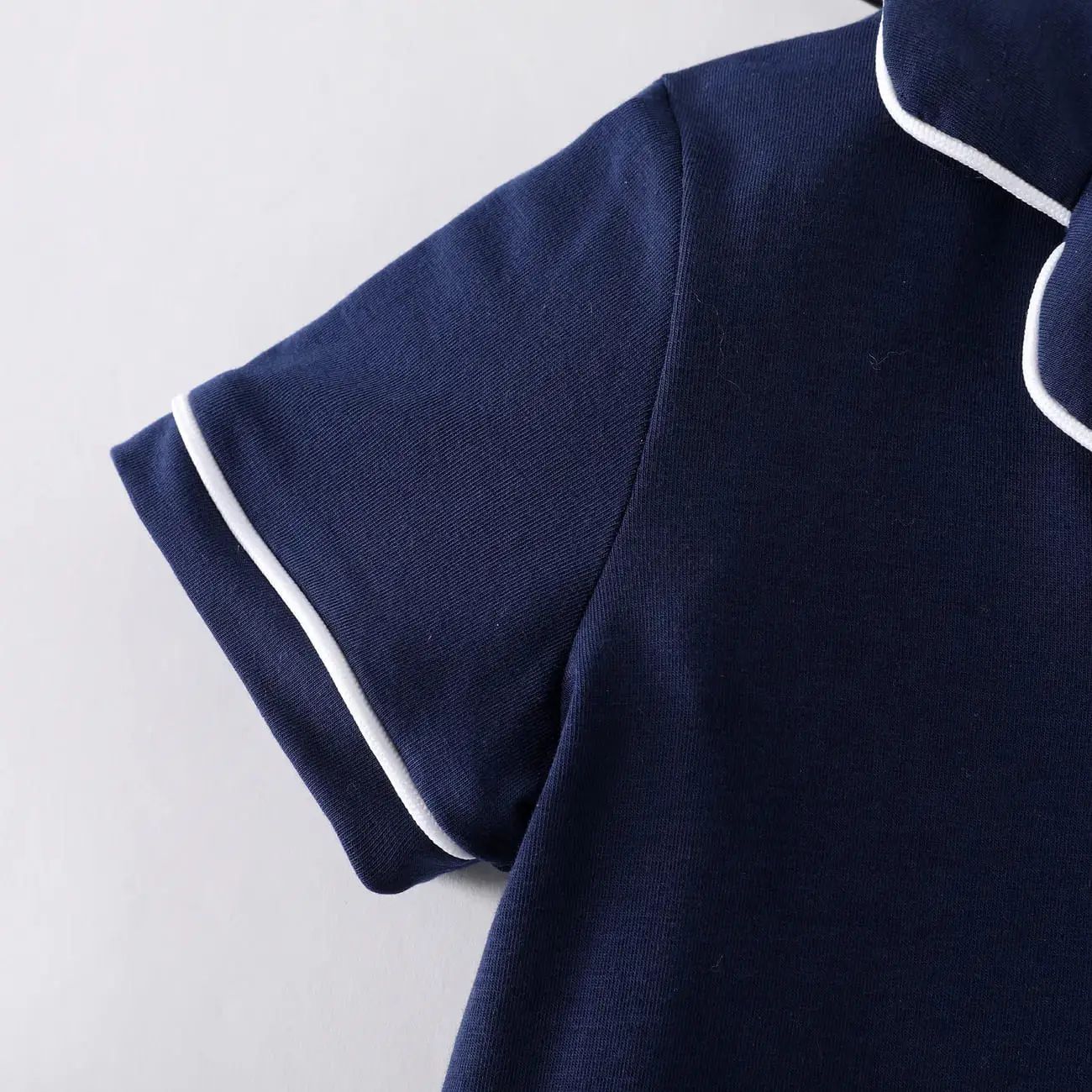 Kid Boy/Girl Childlike Rabbit Print Bamboo Fabric Tight Pajamas Set