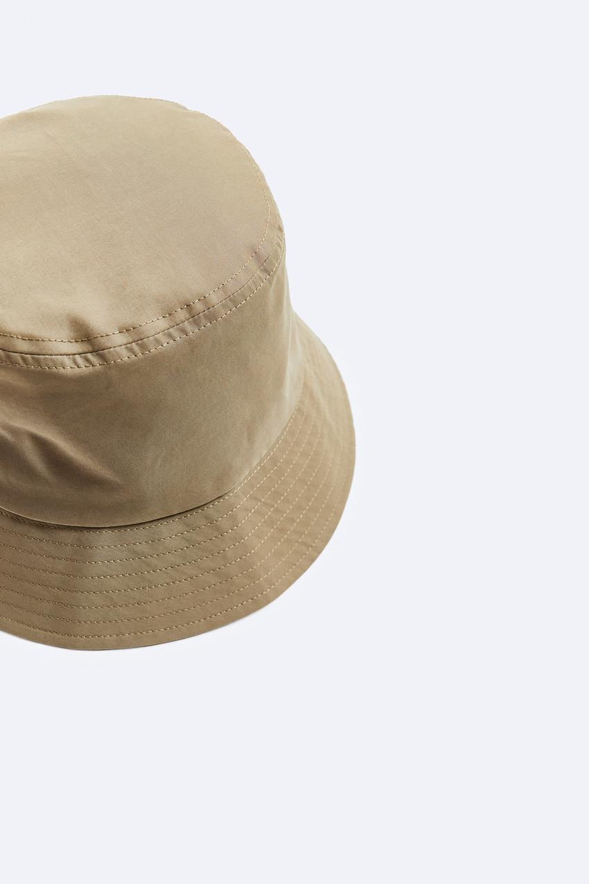 BUCKET HAT